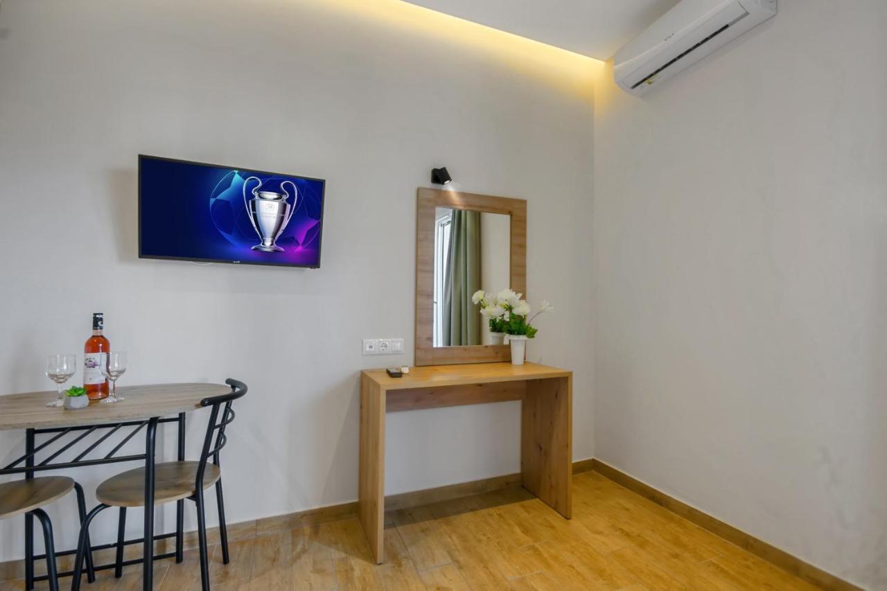 Ariadni Apartments Dassia Buitenkant foto